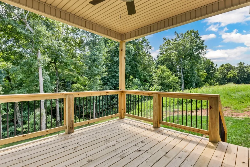 578 Pongracz Way Clarksville TN 37042