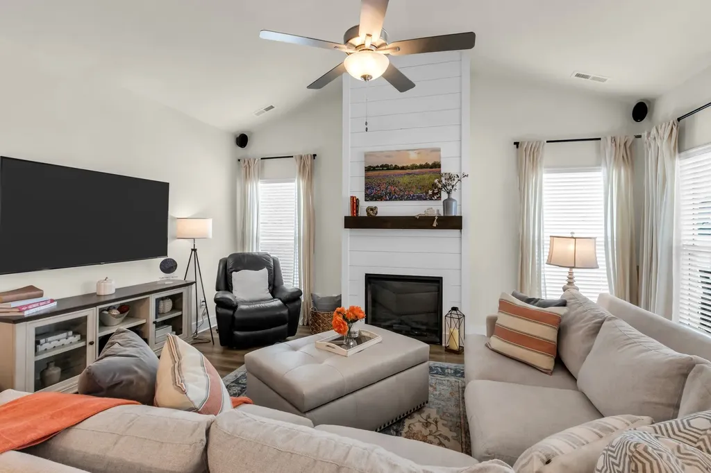 2905 Woodcrest Drive Murfreesboro TN 37128