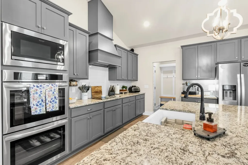 2905 Woodcrest Drive Murfreesboro TN 37128