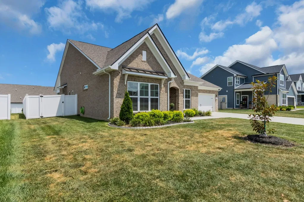 2905 Woodcrest Drive Murfreesboro TN 37128