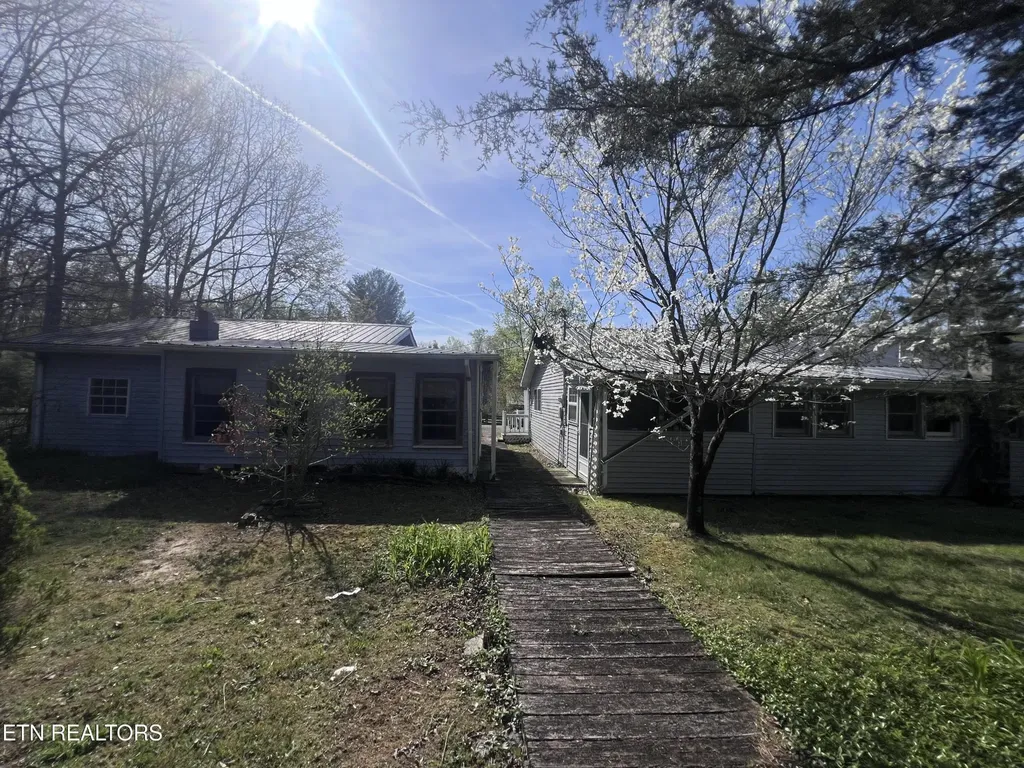 554 Mary Cromwell Road Jamestown TN 38556