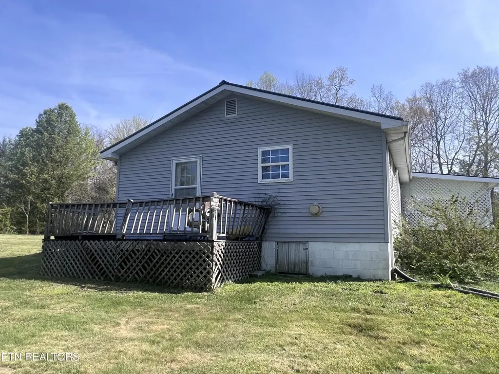 554 Mary Cromwell Road Jamestown TN 38556