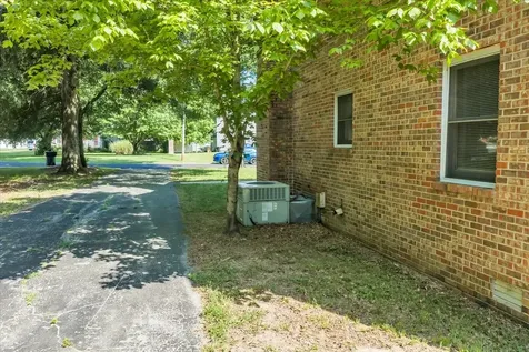 101A Westlake Place Tullahoma TN 37388
