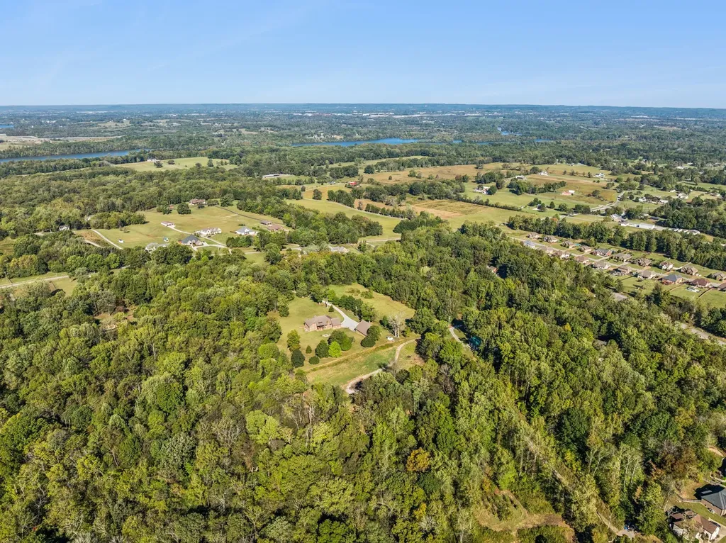 7025 Cairo Bend Road Lebanon TN 37087