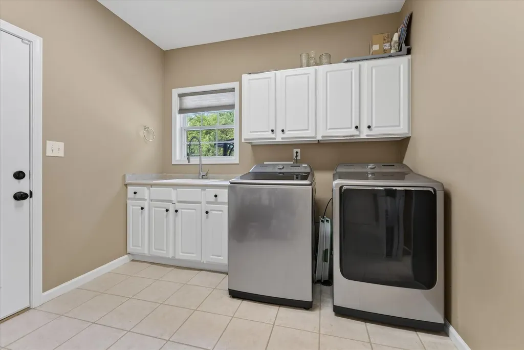 2605 Stonemill Court Clarksville TN 37043