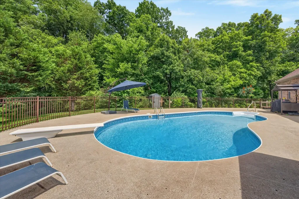 2605 Stonemill Court Clarksville TN 37043