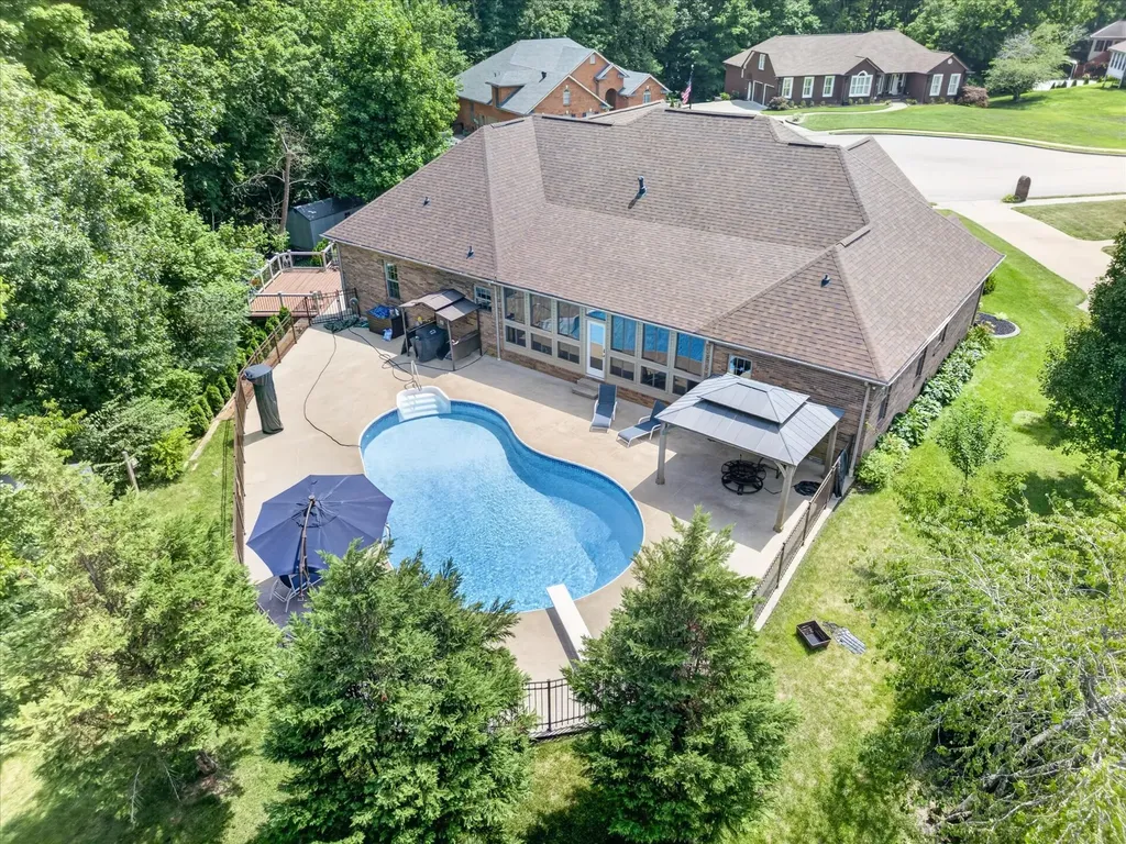 2605 Stonemill Court Clarksville TN 37043