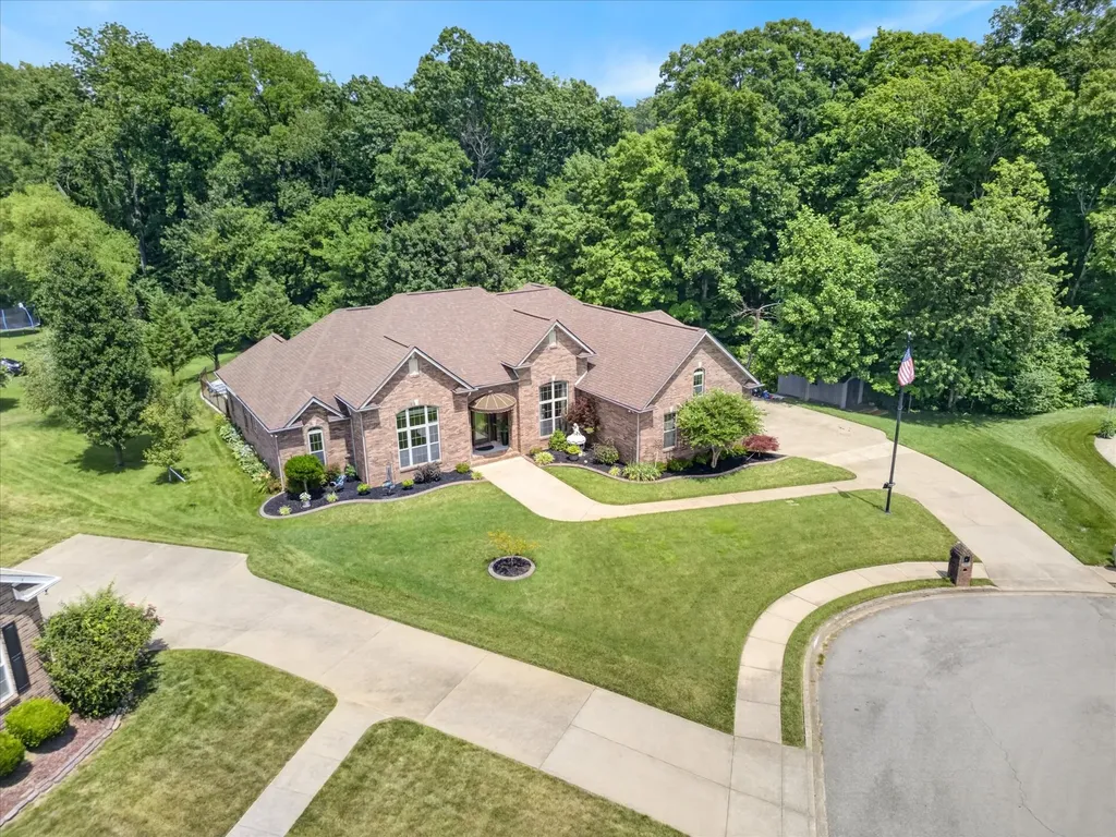 2605 Stonemill Court Clarksville TN 37043