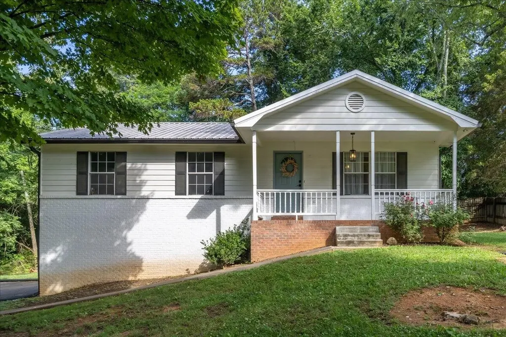 860 Anchor Drive Lenoir City TN 37771