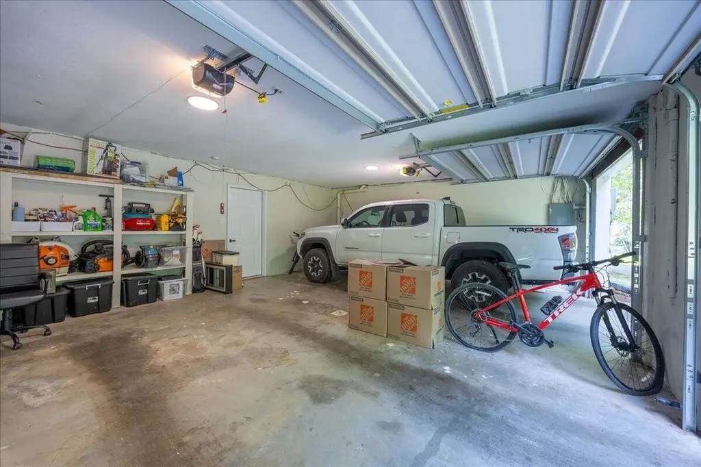 860 Anchor Drive Lenoir City TN 37771