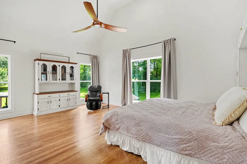 108 River Heights Drive Columbia TN 38401