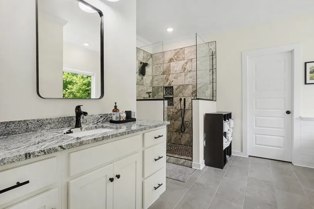 108 River Heights Drive Columbia TN 38401