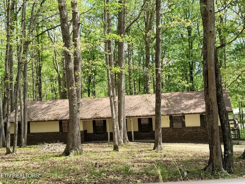 549 Yellow Cliff Estates Road Jamestown TN 38556