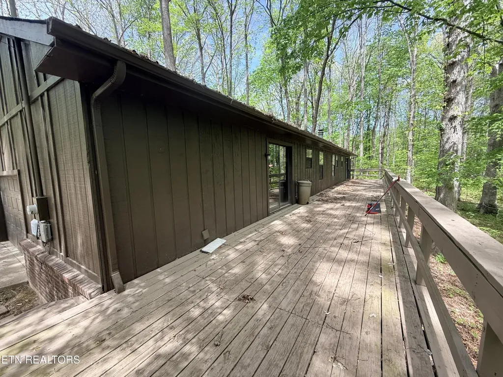 549 Yellow Cliff Estates Road Jamestown TN 38556