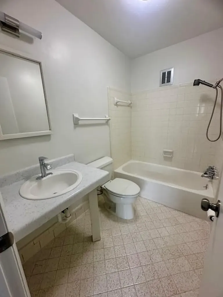 2601 Hillsboro Pike Nashville TN 37212