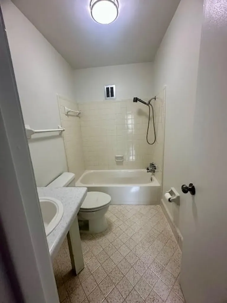 2601 Hillsboro Pike Nashville TN 37212