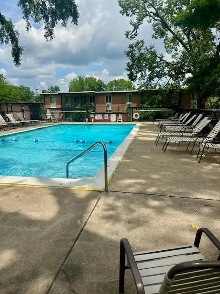 2601 Hillsboro Pike Nashville TN 37212