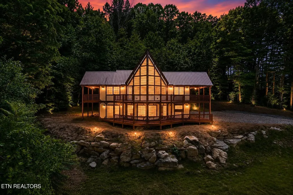 517 Big Sky Road Jamestown TN 38556