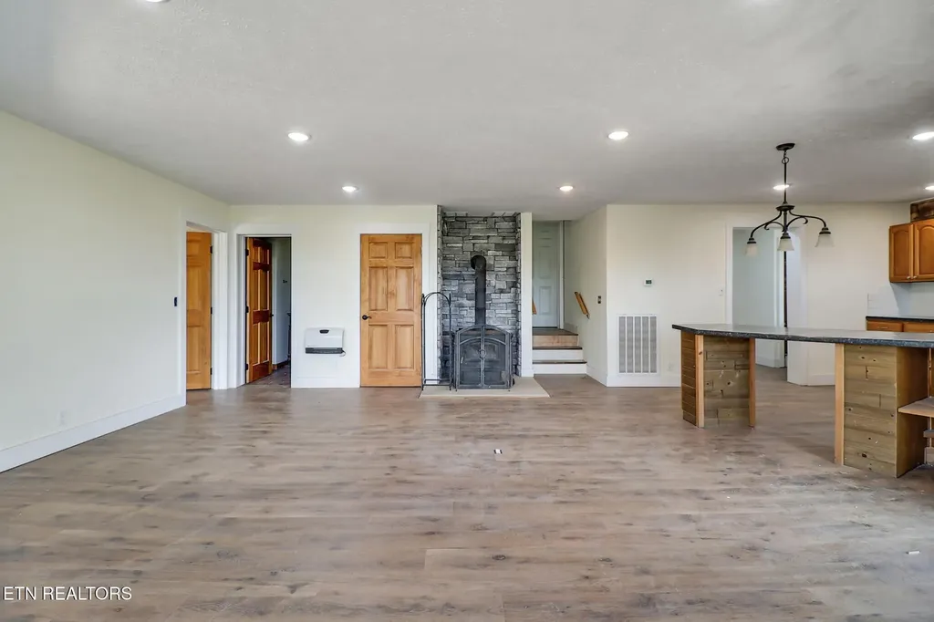 517 Big Sky Road Jamestown TN 38556