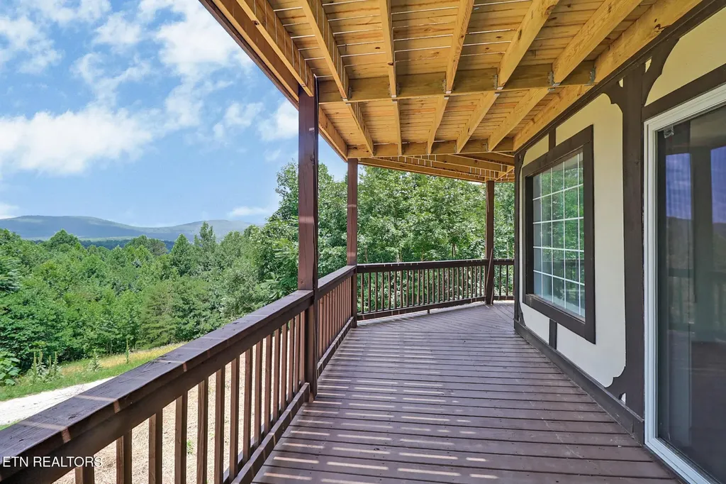 517 Big Sky Road Jamestown TN 38556