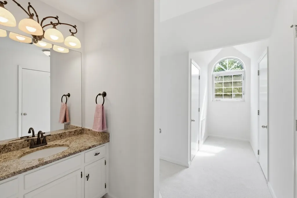 357 Yorkshire Circle Nashville TN 37211