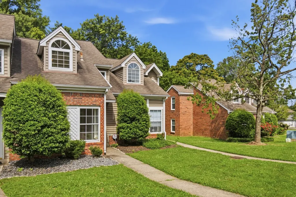 357 Yorkshire Circle Nashville TN 37211