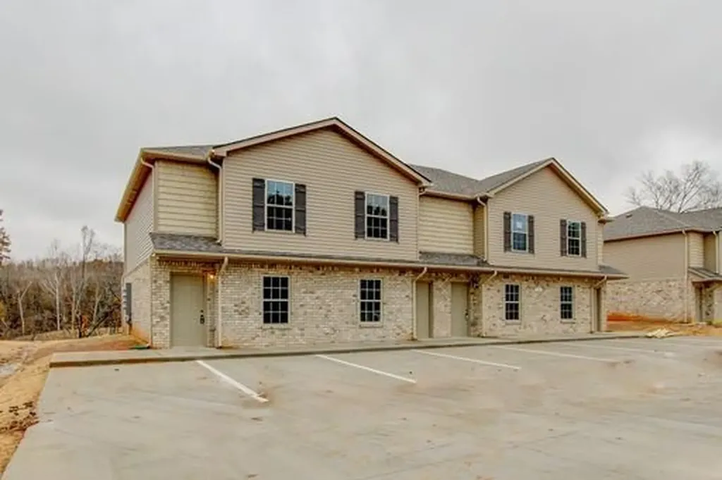 234 Fairview Lane Unit B Clarksville TN 37040