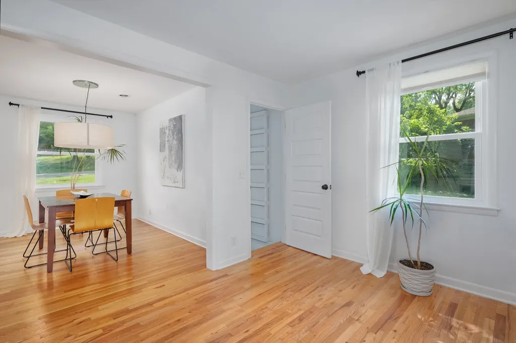 2437 Vale Lane Nashville TN 37214