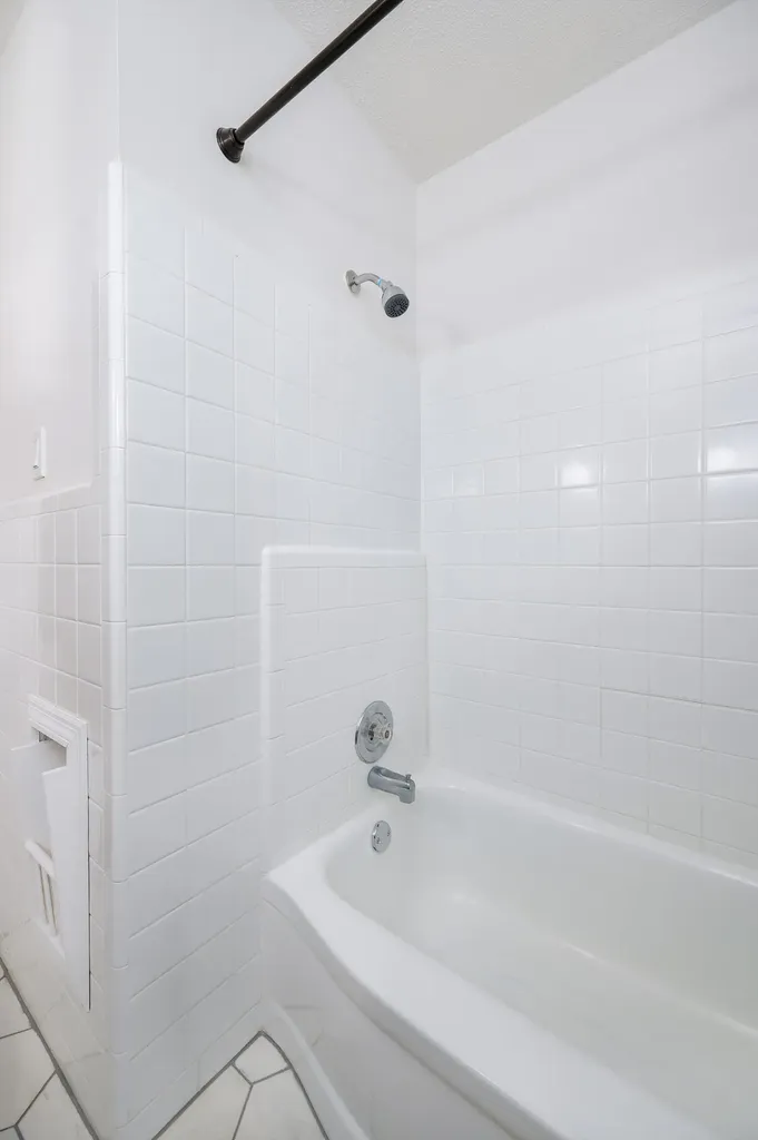 2437 Vale Lane Nashville TN 37214