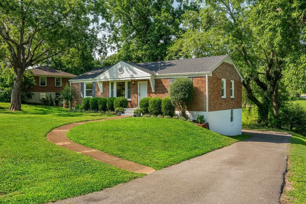 2437 Vale Lane Nashville TN 37214