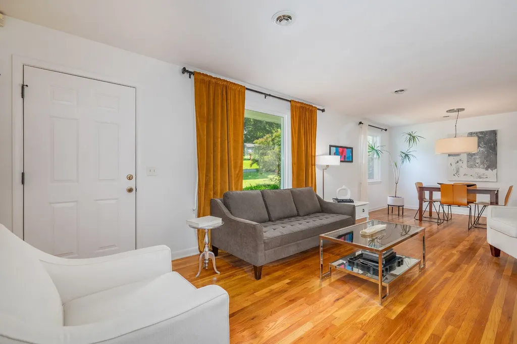 2437 Vale Lane Nashville TN 37214