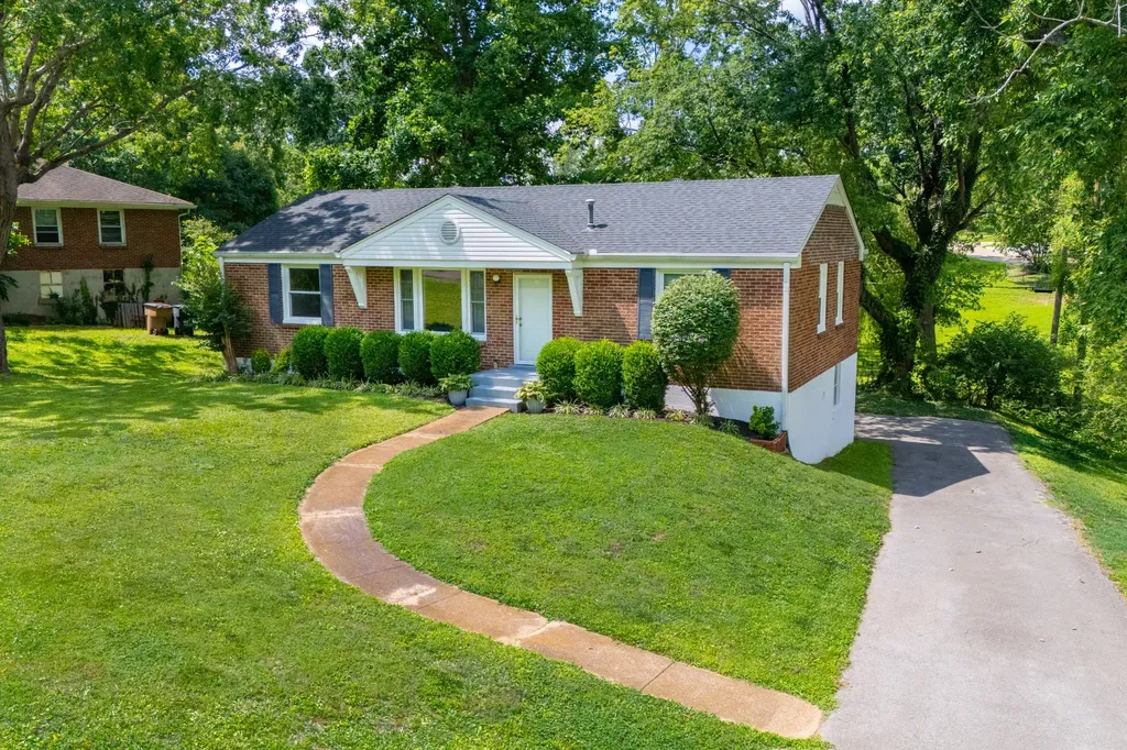 2437 Vale Lane Nashville TN 37214