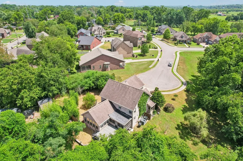 631 Keeton Avenue Old Hickory TN 37138