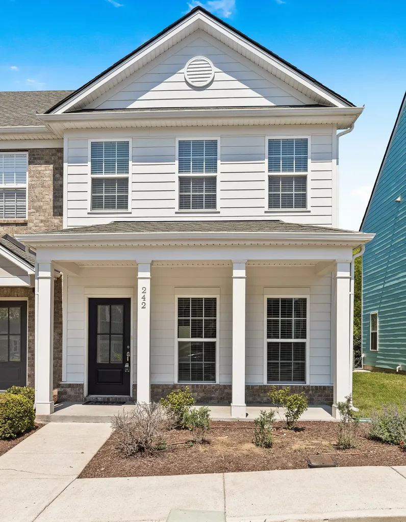 242 Mansfield Drive Gallatin TN 37066