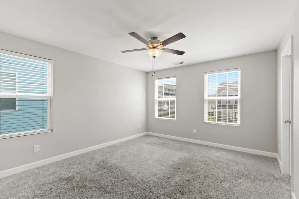 242 Mansfield Drive Gallatin TN 37066