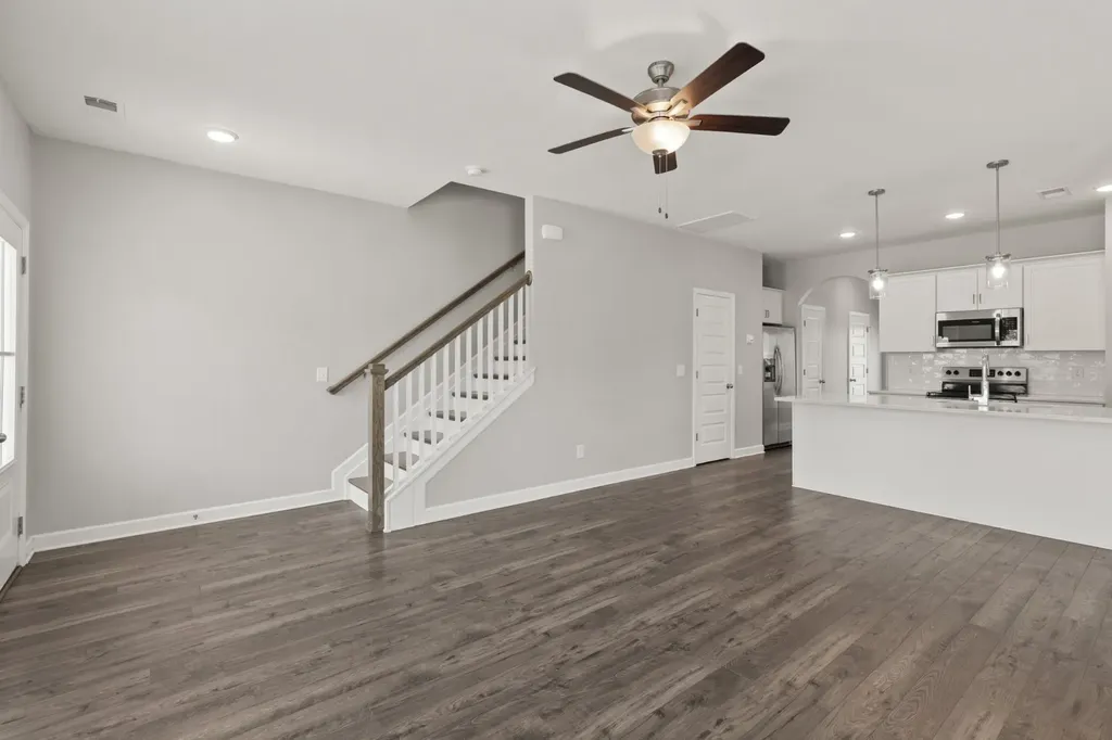 242 Mansfield Drive Gallatin TN 37066