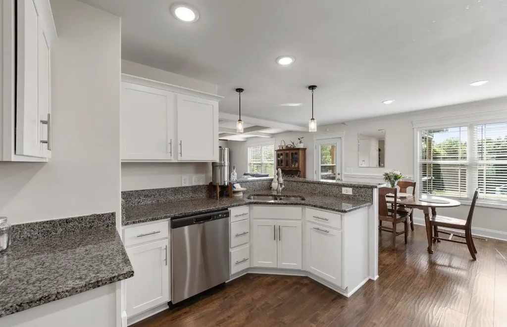 1328 Sussex Drive Clarksville TN 37042