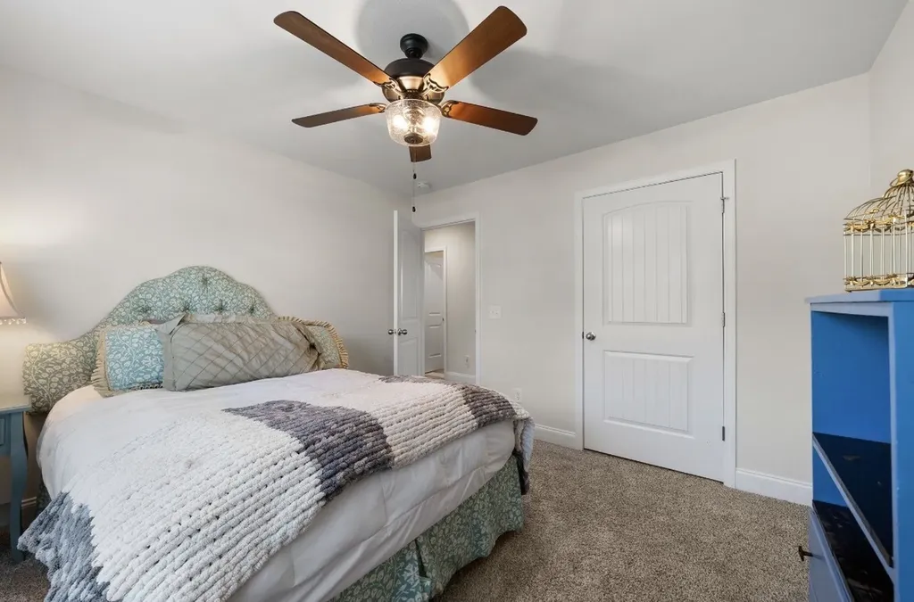 1328 Sussex Drive Clarksville TN 37042