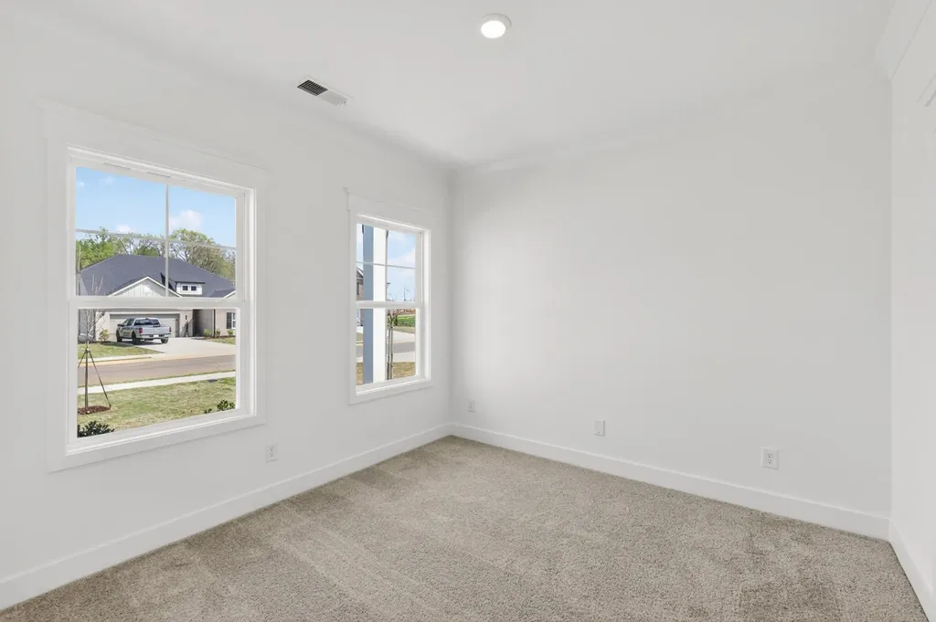 3248 Ventura Avenue White House TN 37188