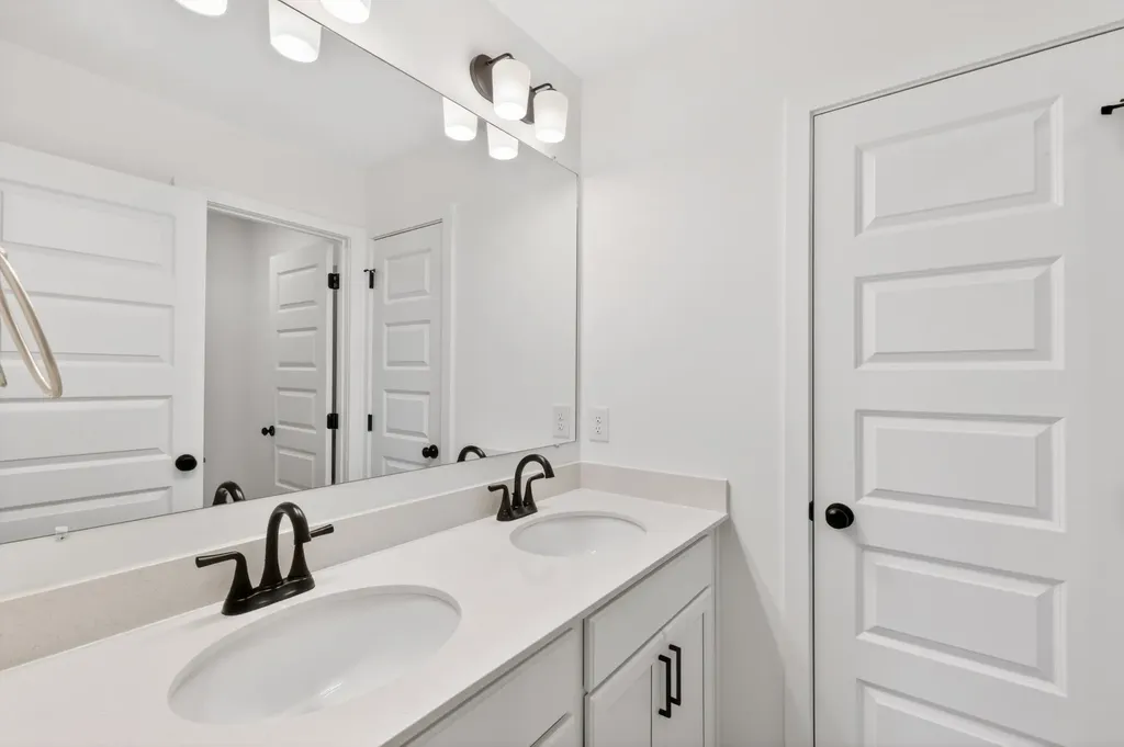 3248 Ventura Avenue White House TN 37188