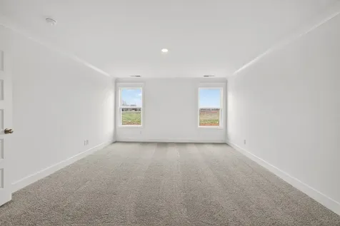 3220 Ventura Avenue White House TN 37188