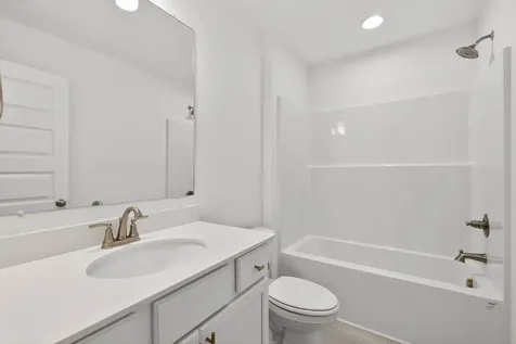 3220 Ventura Avenue White House TN 37188