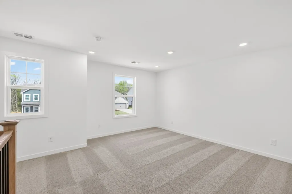3296 Ventura Avenue White House TN 37188