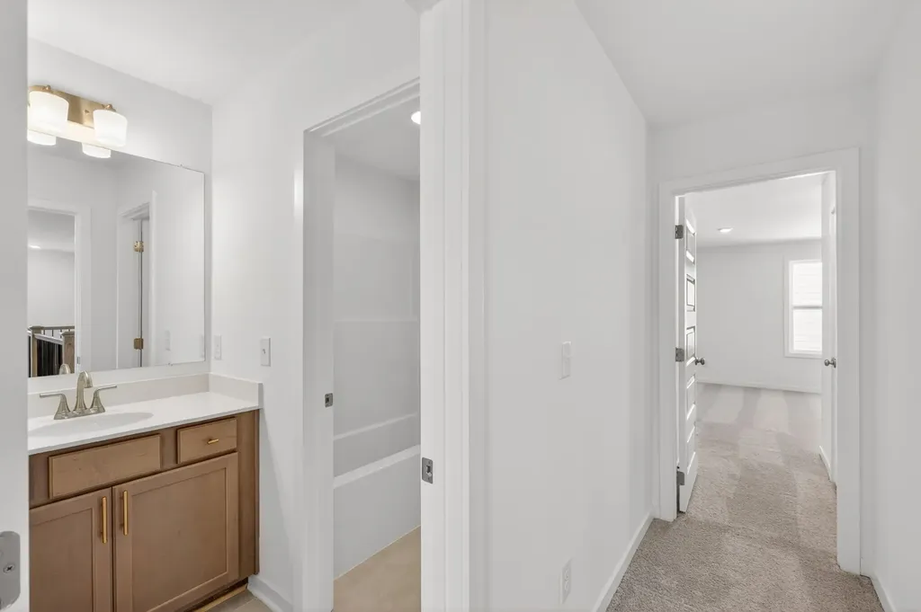 3296 Ventura Avenue White House TN 37188
