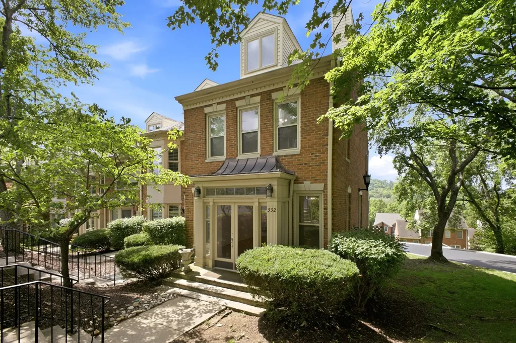 332 Ardsley Place Nashville TN 37215