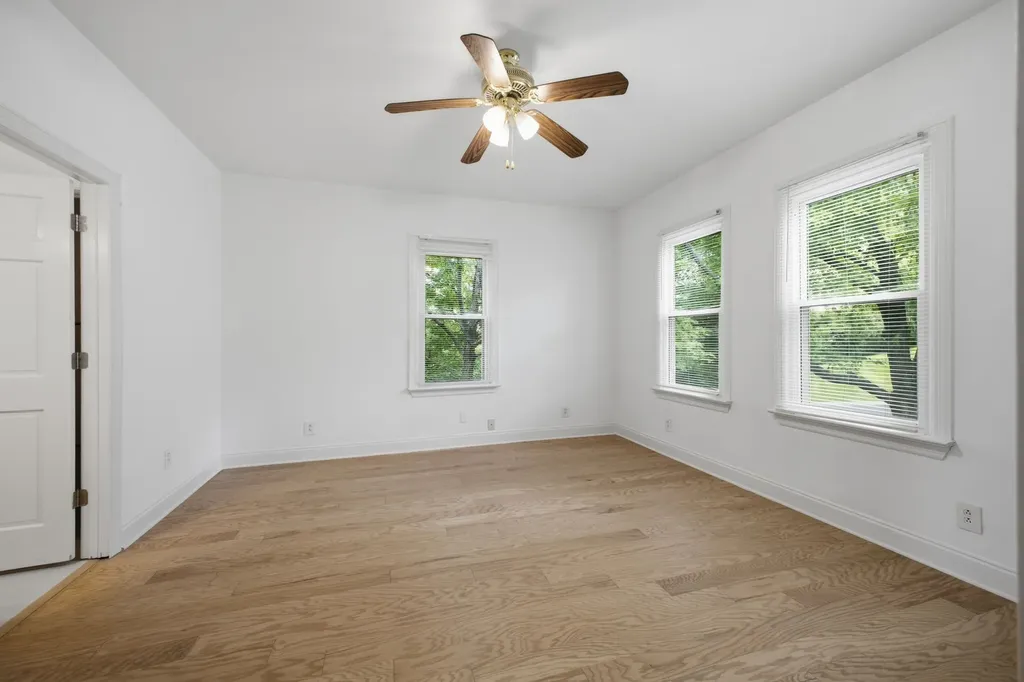 332 Ardsley Place Nashville TN 37215