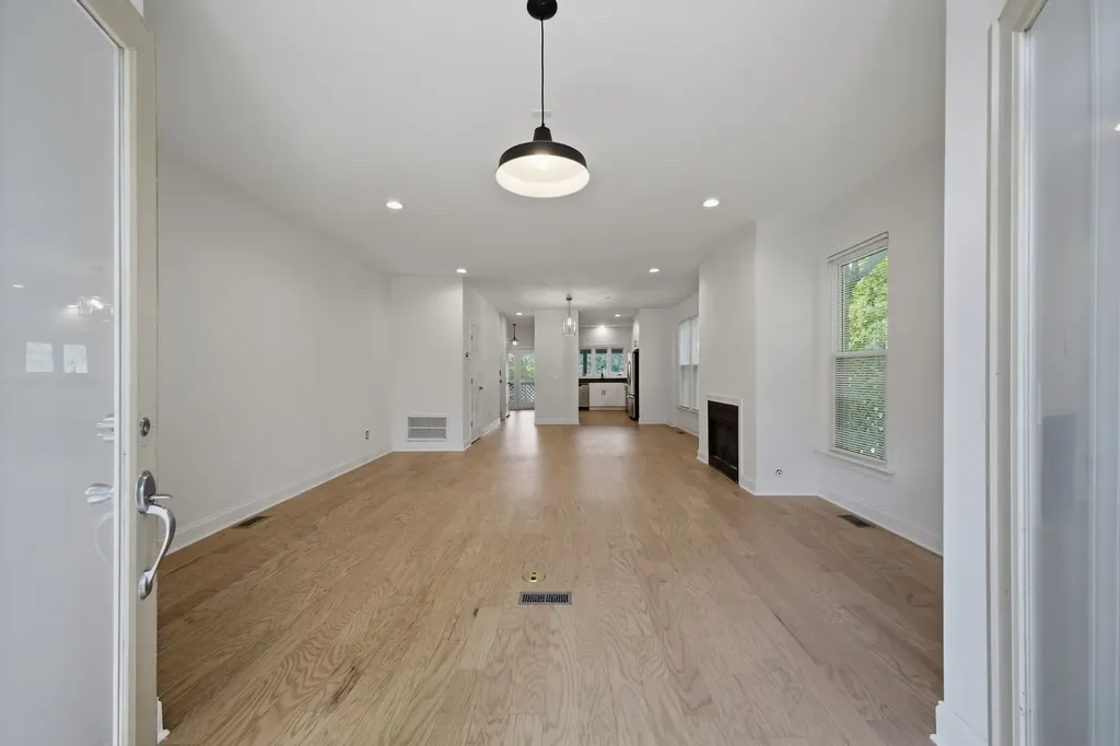332 Ardsley Place Nashville TN 37215