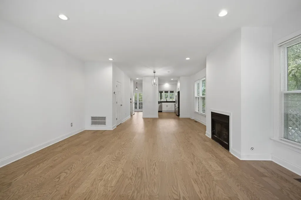 332 Ardsley Place Nashville TN 37215