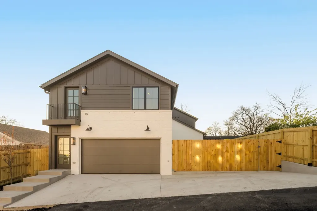 136 39th Ave, NE Nashville TN 37209