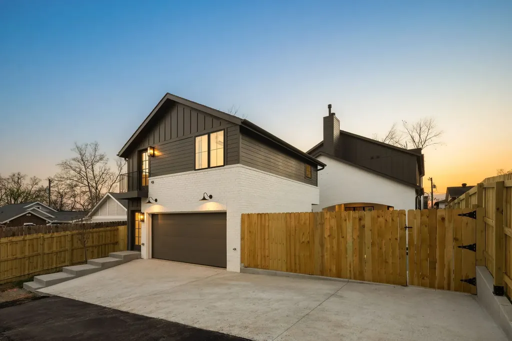 136 39th Ave, NE Nashville TN 37209